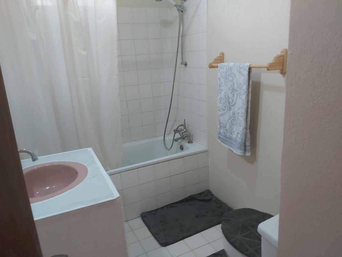 Ocean View Apartments بريدج تاون المظهر الخارجي الصورة