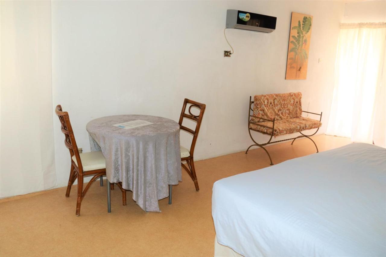 Ocean View Apartments بريدج تاون المظهر الخارجي الصورة