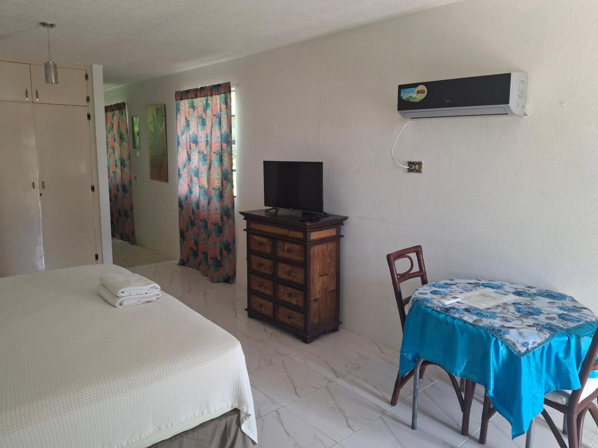 Ocean View Apartments بريدج تاون المظهر الخارجي الصورة